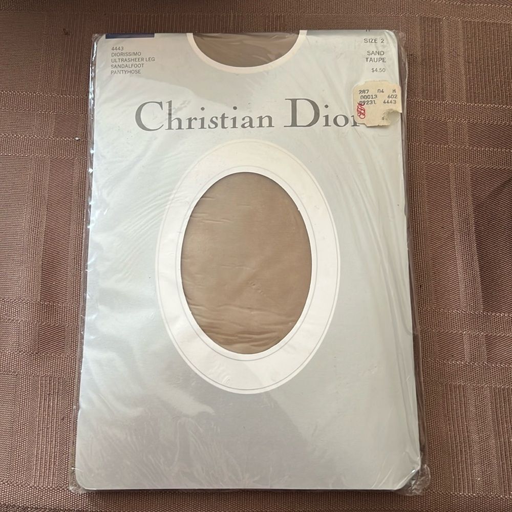 NWT Vintage Christian Dior 4443 Diorissimo Ultra Sheer Pantyhose – Sand Taupe